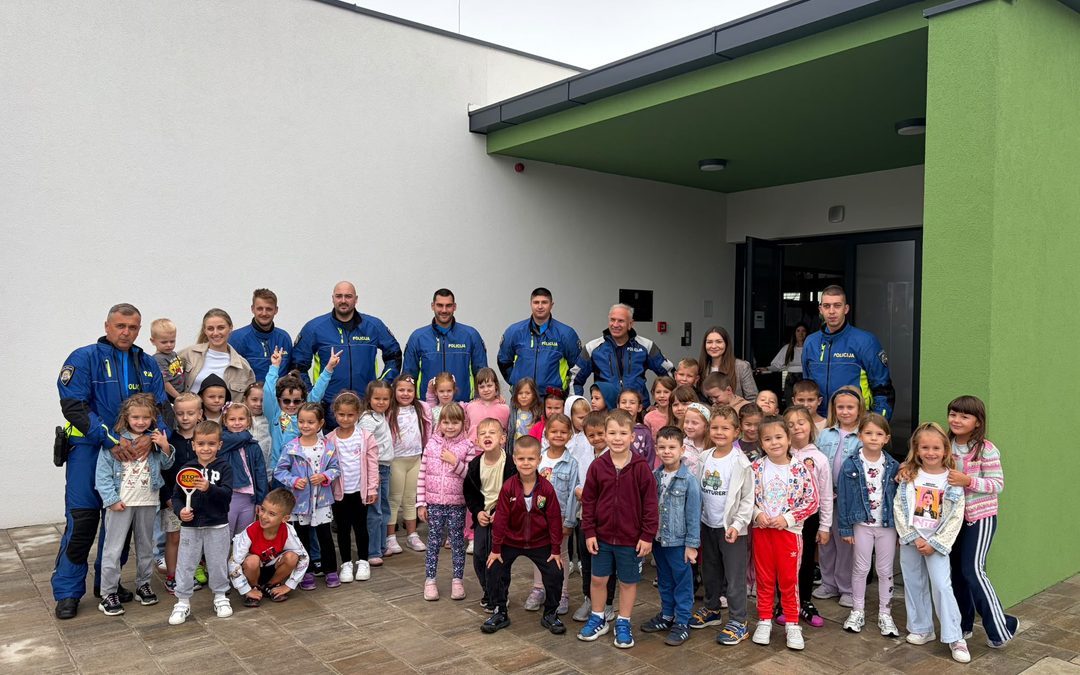 Edukativni posjet policijskih službenika DV-u Medvjedići Rugvica – PO Božjakovina